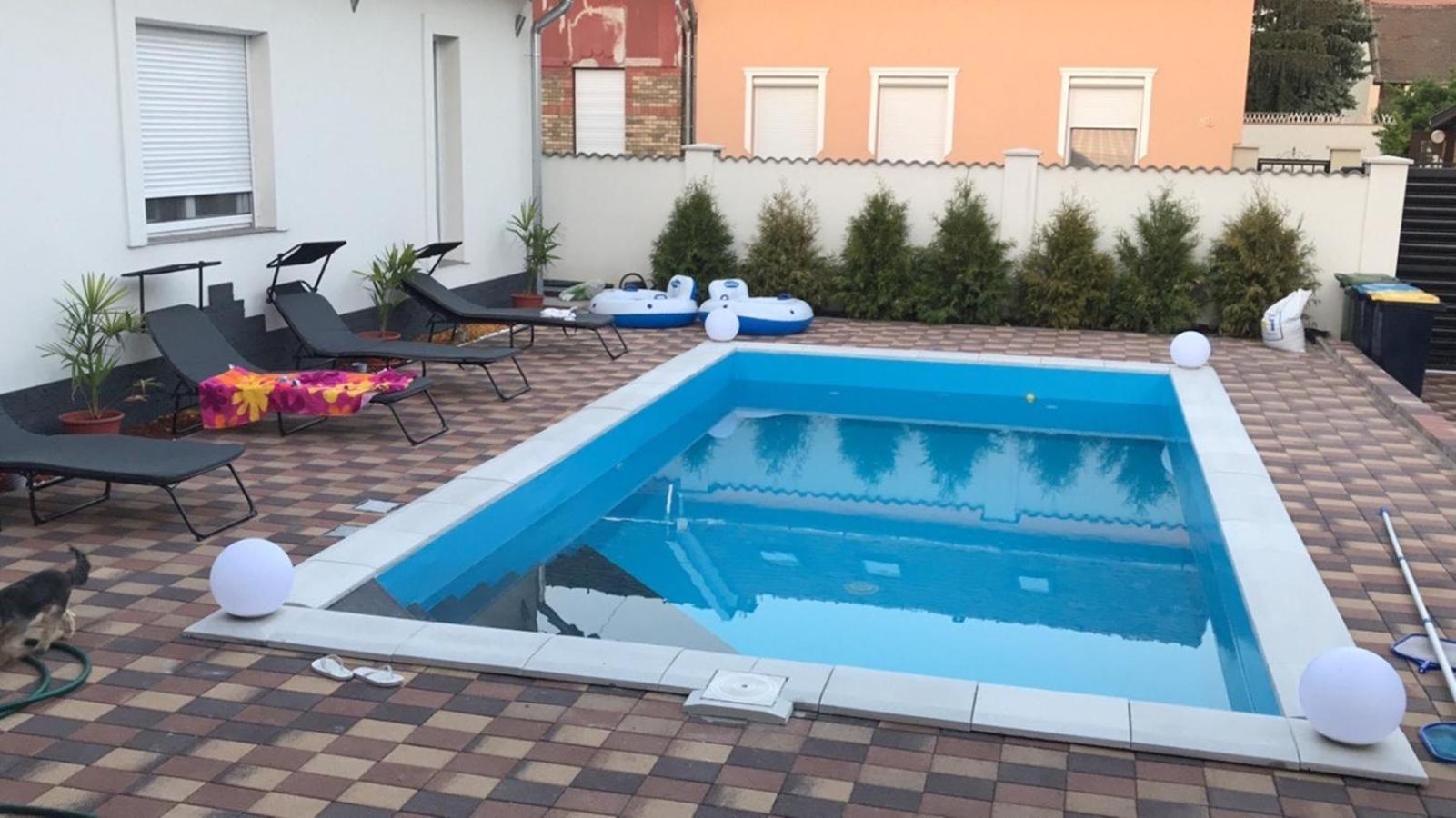 Bogyo Family Land * Budapest